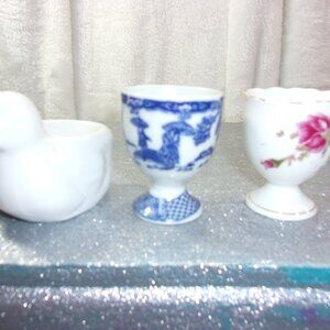 H-160 SET OF 3 DIFFERENT EGG CUPS